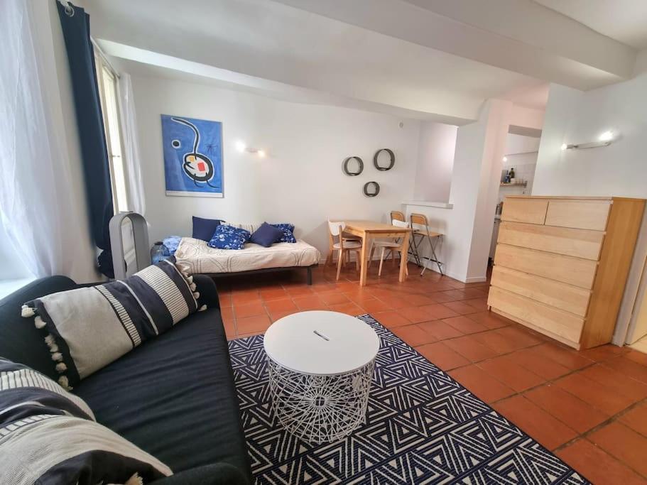 Studio Calme - Proximite Immediate Centre-Ville Aix-en-Provence Exterior foto